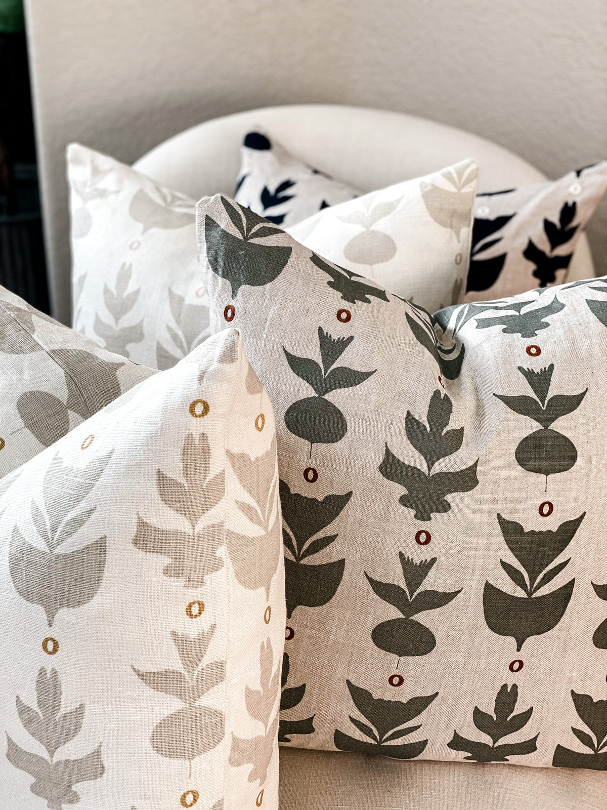 Capri – a clean, sculptural pattern printed on Belgian linen by Greige Textiles, bringing classic garden symmetry and modern sophistication to interior design projects