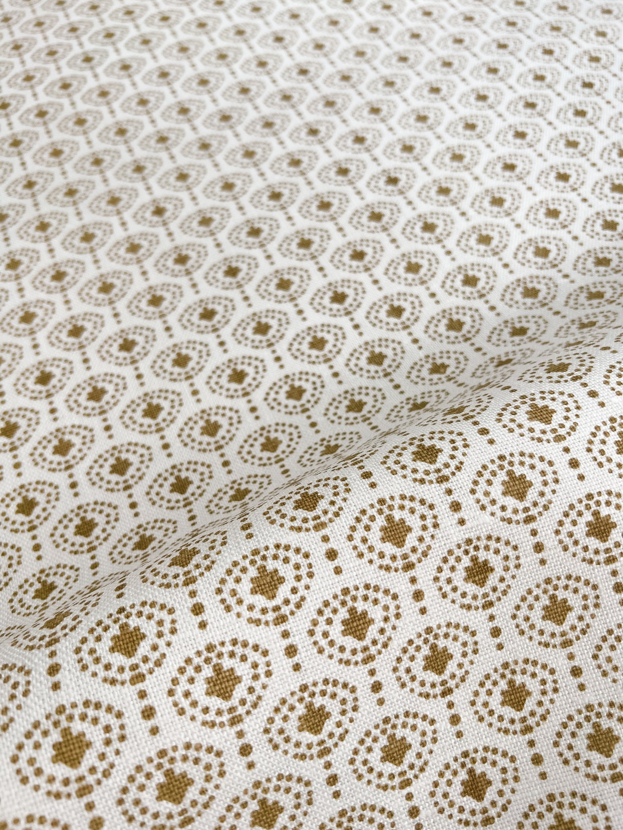 Greige Textiles: modern heritage textiles, hand-printed on Belgian linen for inspired design projects.