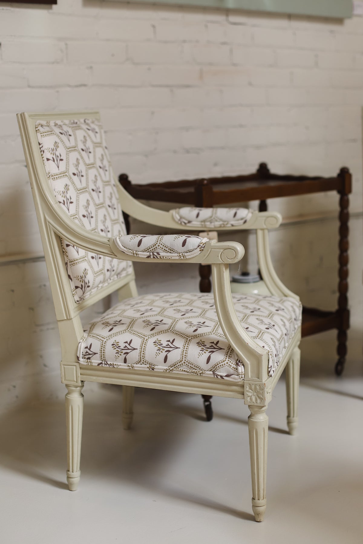 Greige Textiles: artisan linen fabrics and wallpapers, screen printed for distinctive, layered spaces. Visit to see more.
