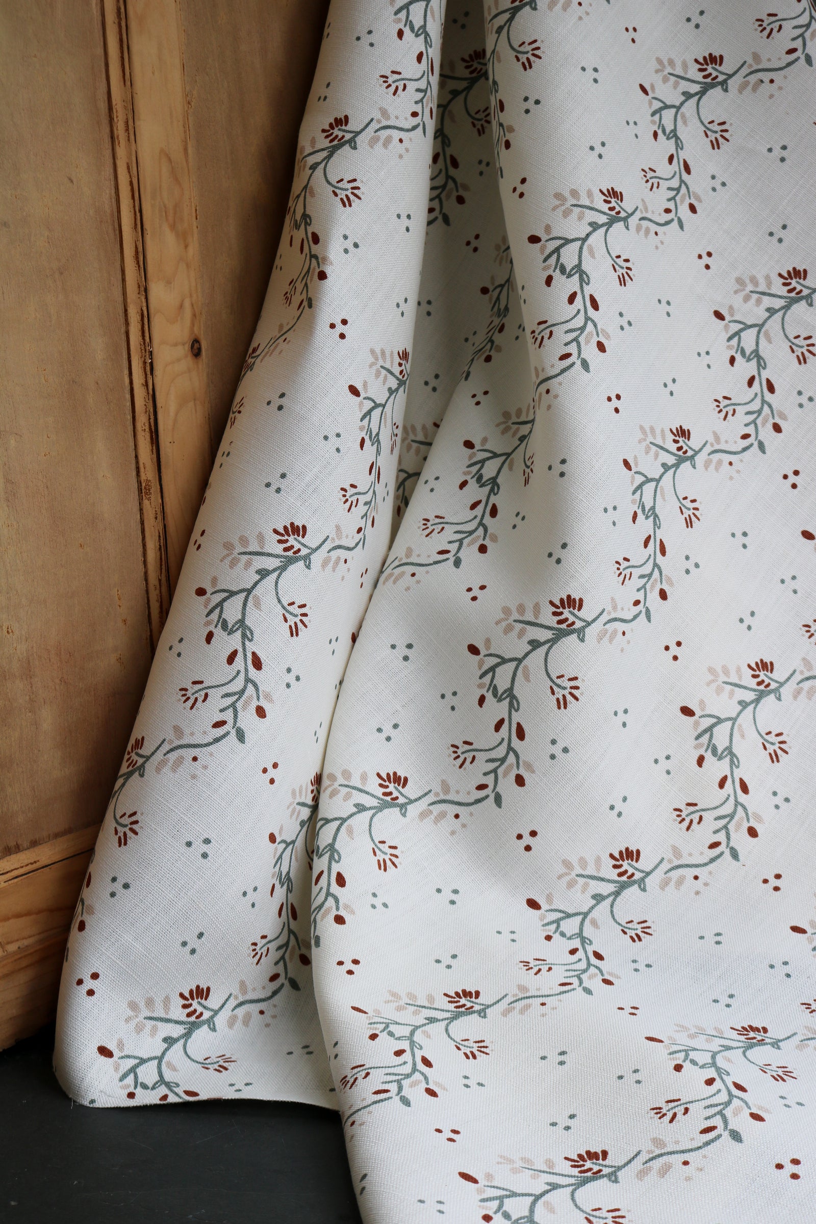 Inspired by England in the springtime, the Hideaway collection from greige textiles captures the softness of blooming gardens, filtered light, and the enduring charm of both London and the surrounding countryside. The collection blends organic motifs with simple structure, creating patterns that feel timeless, versatile, and effortlessly layered.