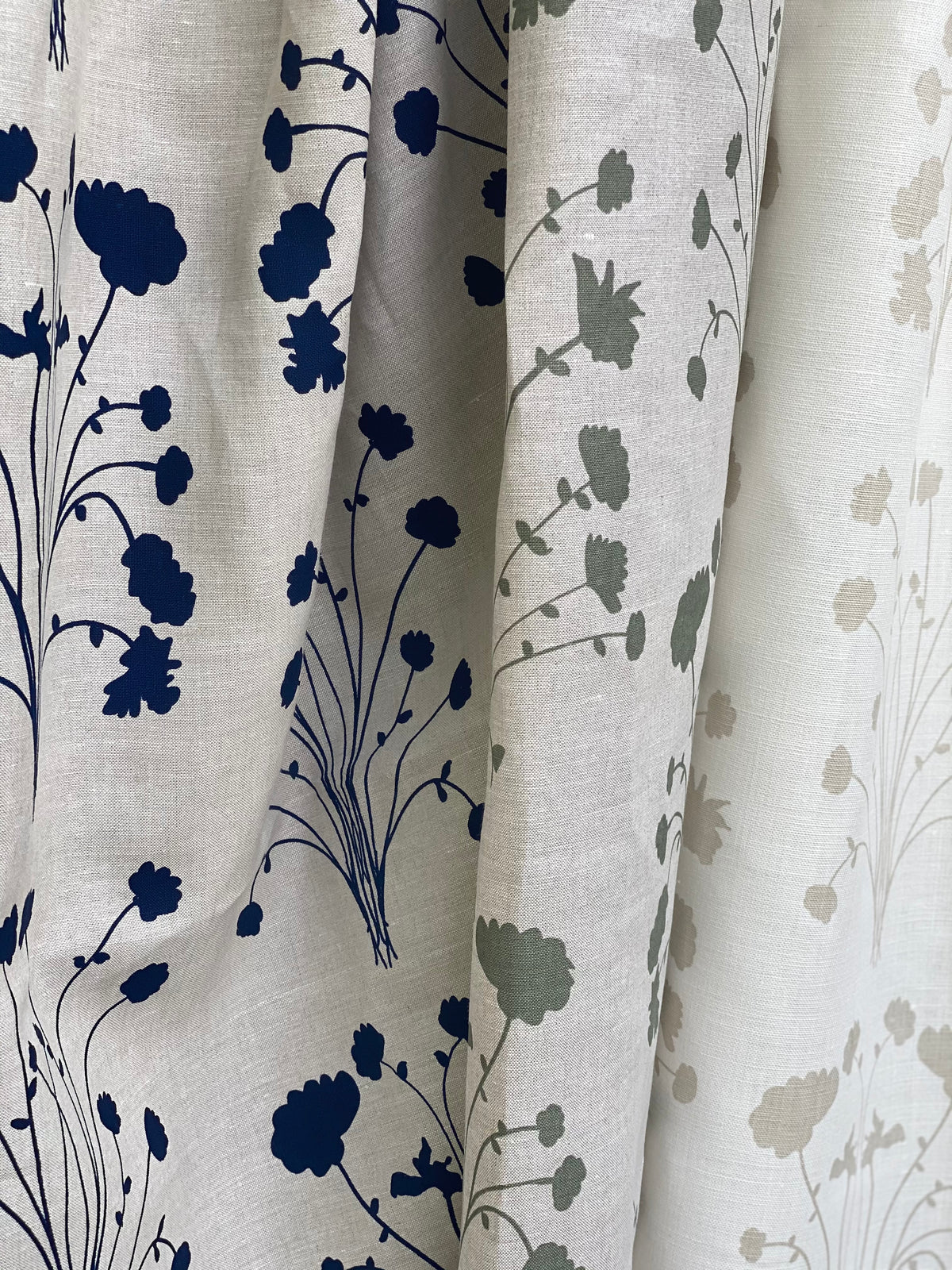 Inspired by the lush florals near the Louvre, Amelie offers a quiet, elegant bloom—ideal for designers seeking understated beauty. Large Scale botanical print.