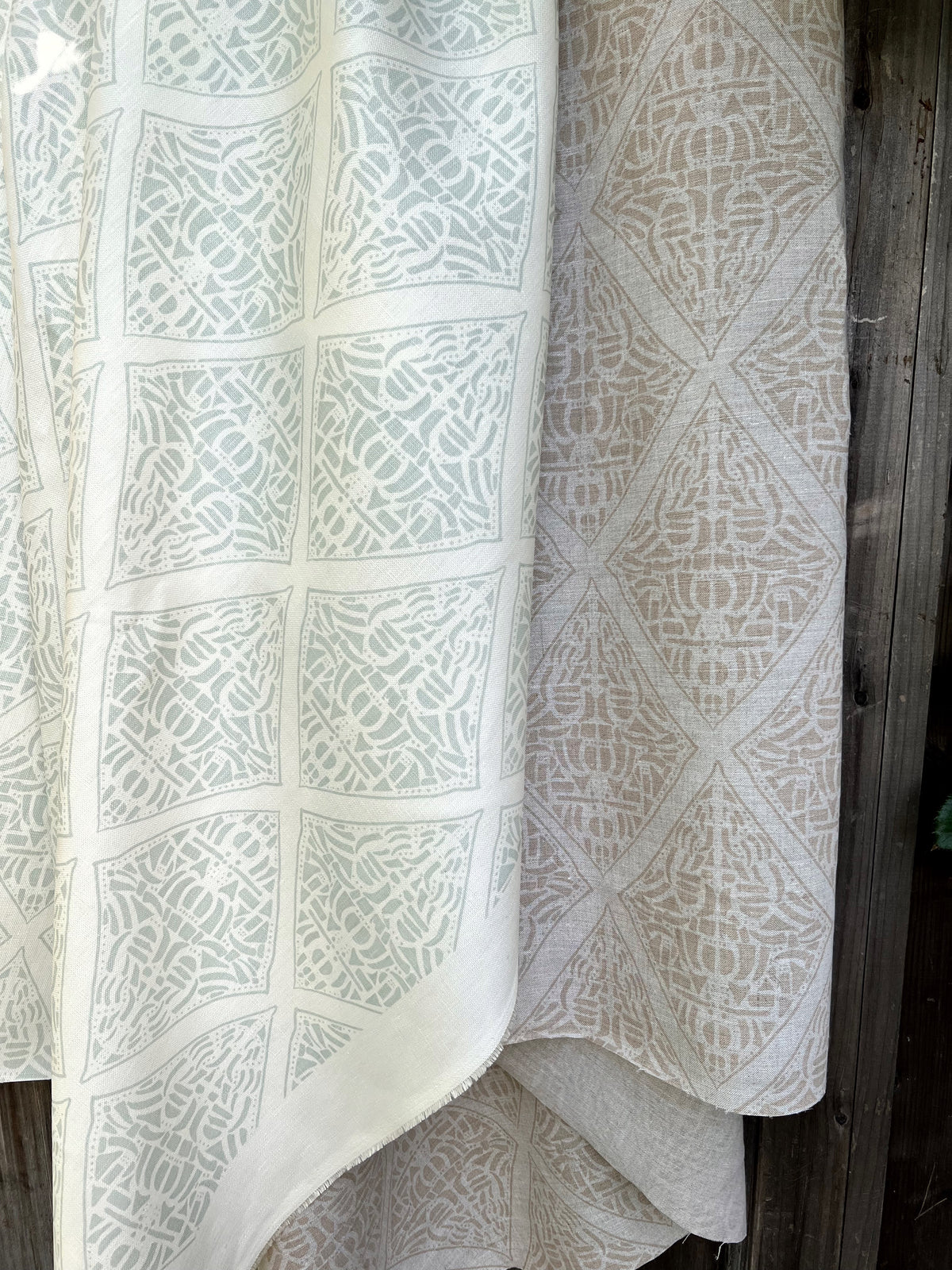 Rhodes Fabric Peony on Oatmeal