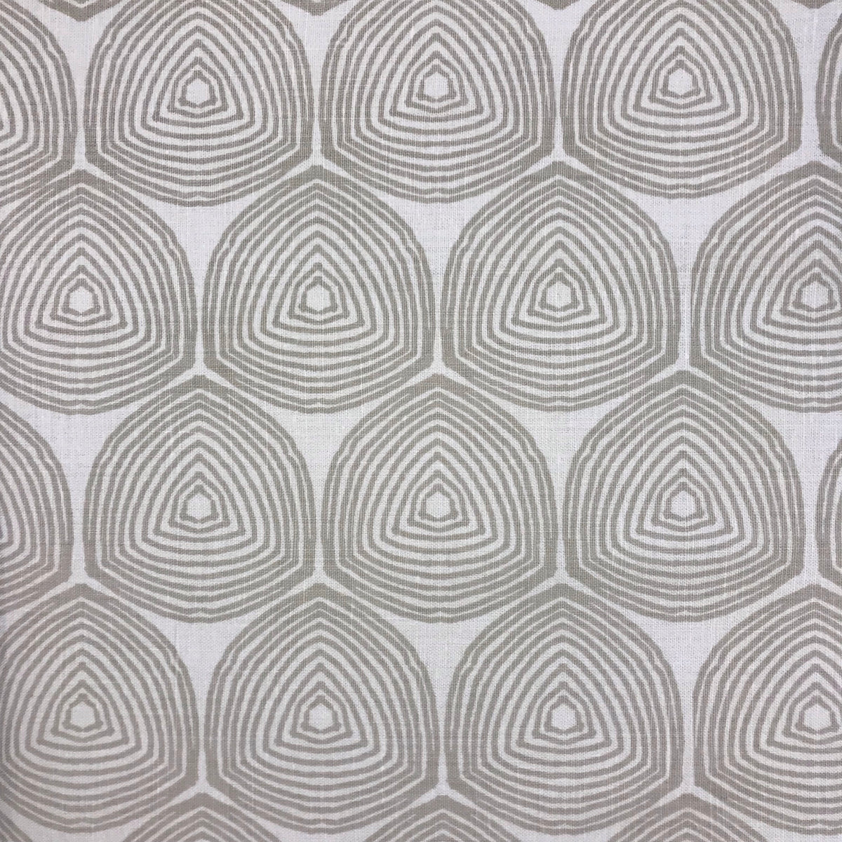 Ward Fabric Heron on Oyster