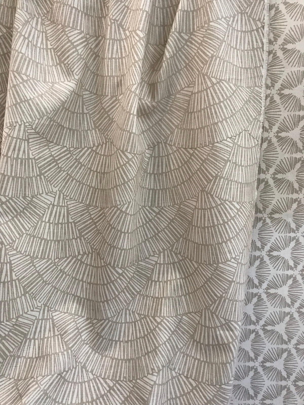 Fan Fabric Heron on Oyster