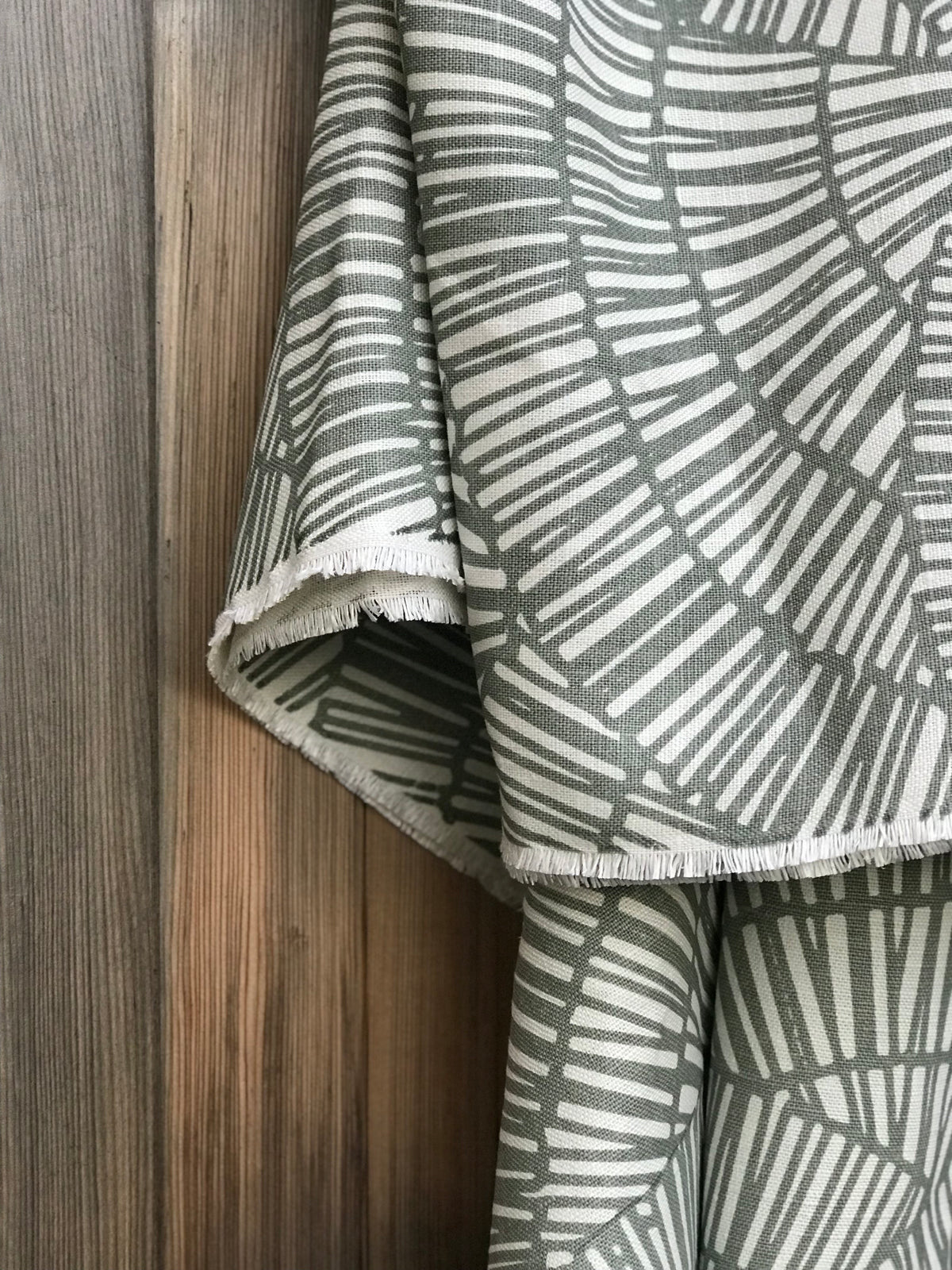 Fan Fabric Moss on Oyster