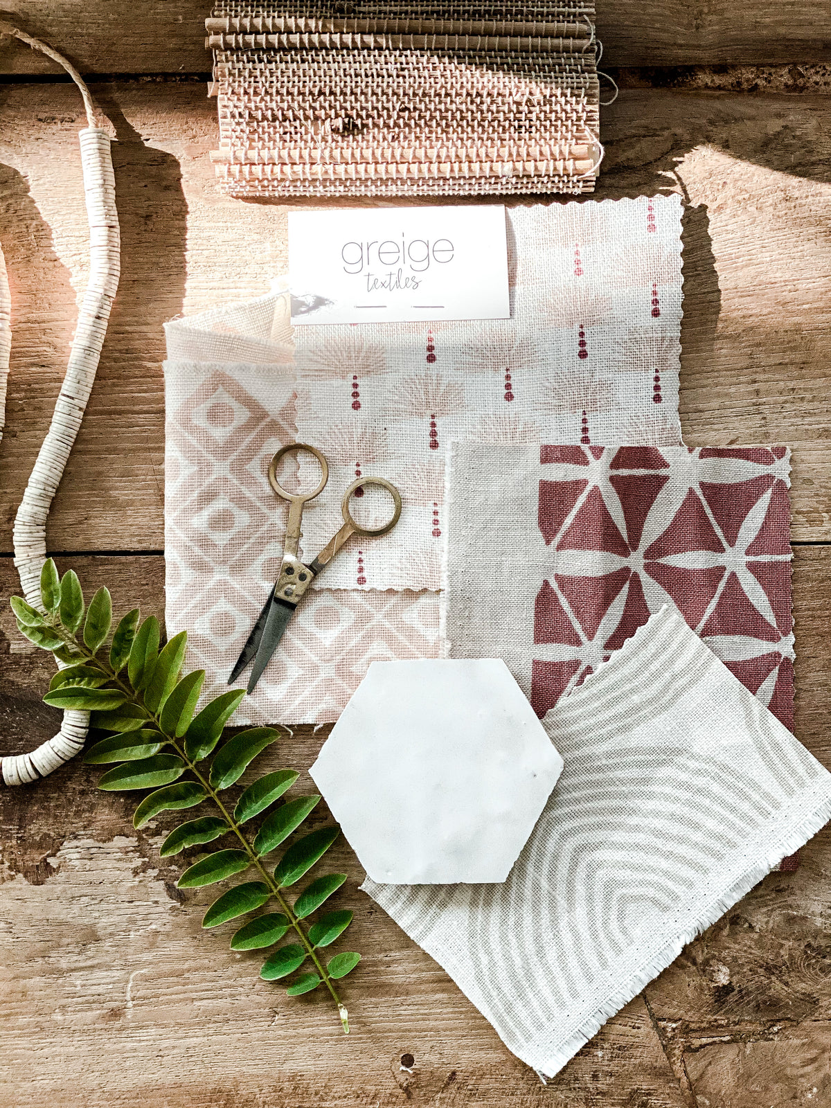 Nathalie Fabric Fig and Lipgloss on Oyster